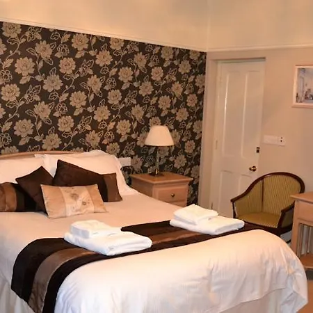 Underwood House Hotel
