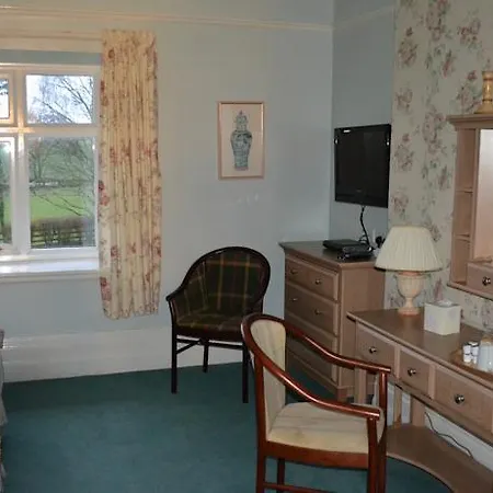 Underwood House Hotel 4*